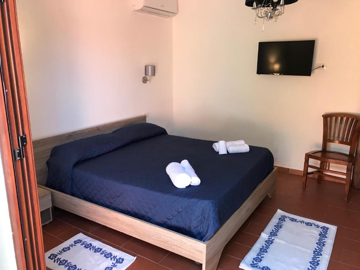B&B Da Tizy San Teodoro  Kültér fotó