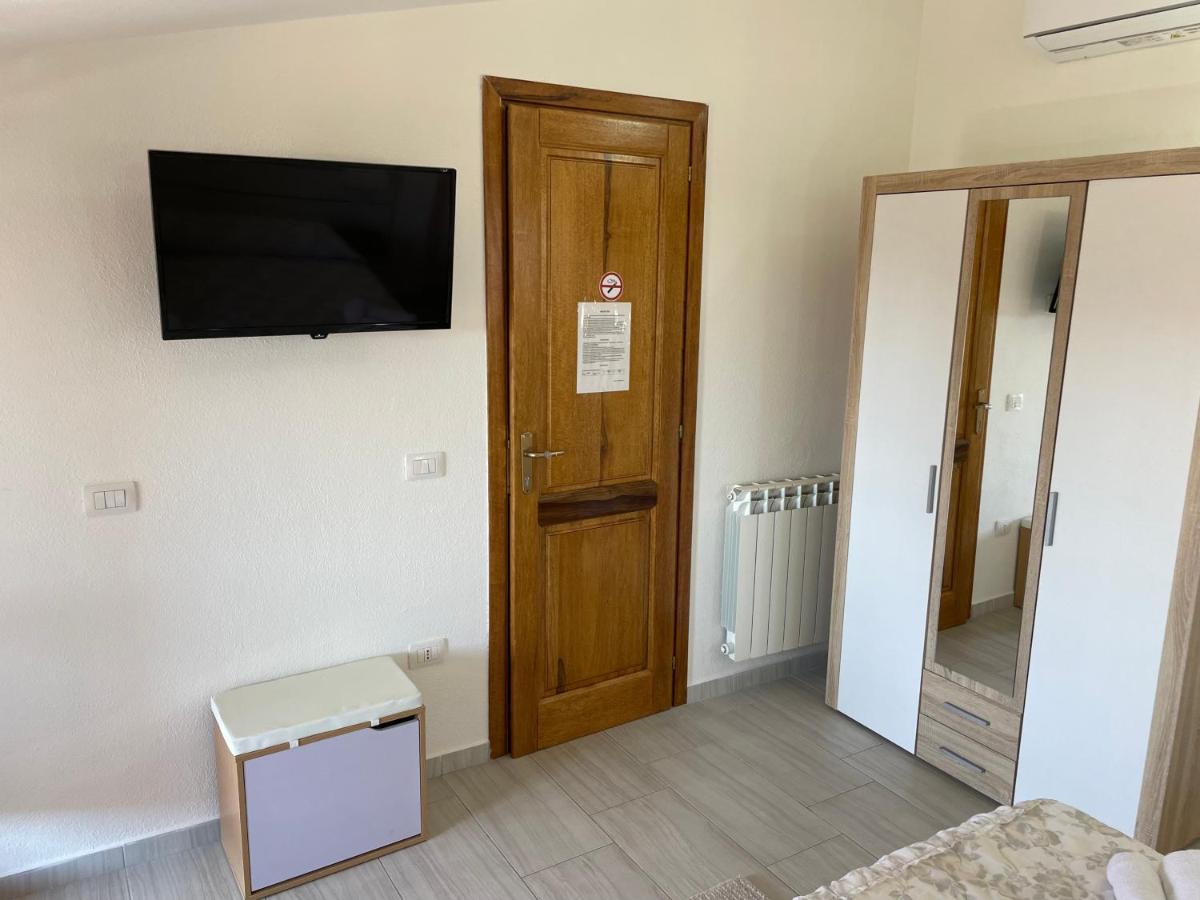 B&B Da Tizy San Teodoro  Kültér fotó